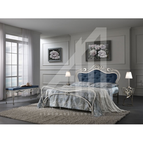 μεταλλικό κρεβάτι με καπιτονέ κεφαλάρι Art 3013-021